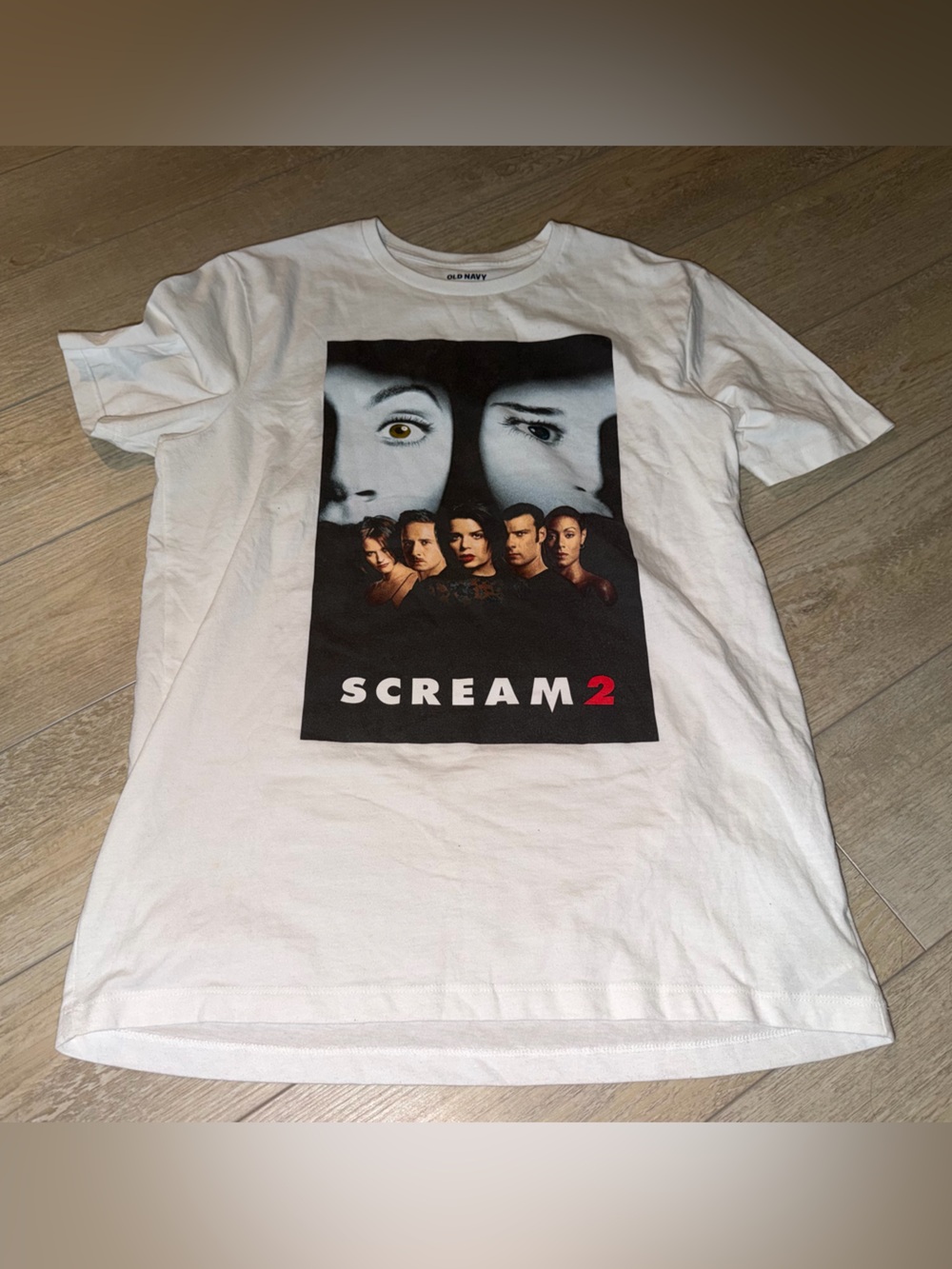 Old Navy White Graphic Scream 2 Short Sleeve Tee
